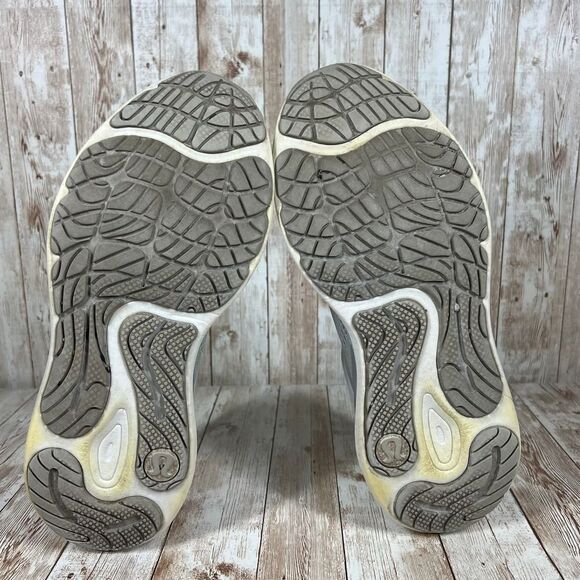 Lululemon Blissful Run womens 10 - Picture 7 of 8